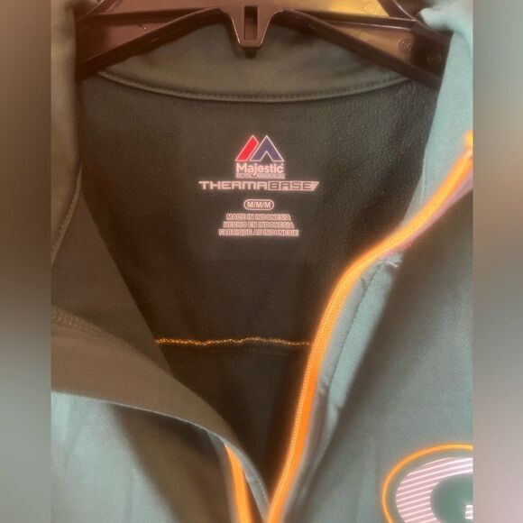 GREENBAY PACKERS FOOTBALL TRACK JACKET MENS Medium MAJESTIC THERMABASE NFL - Picture 2 of 3